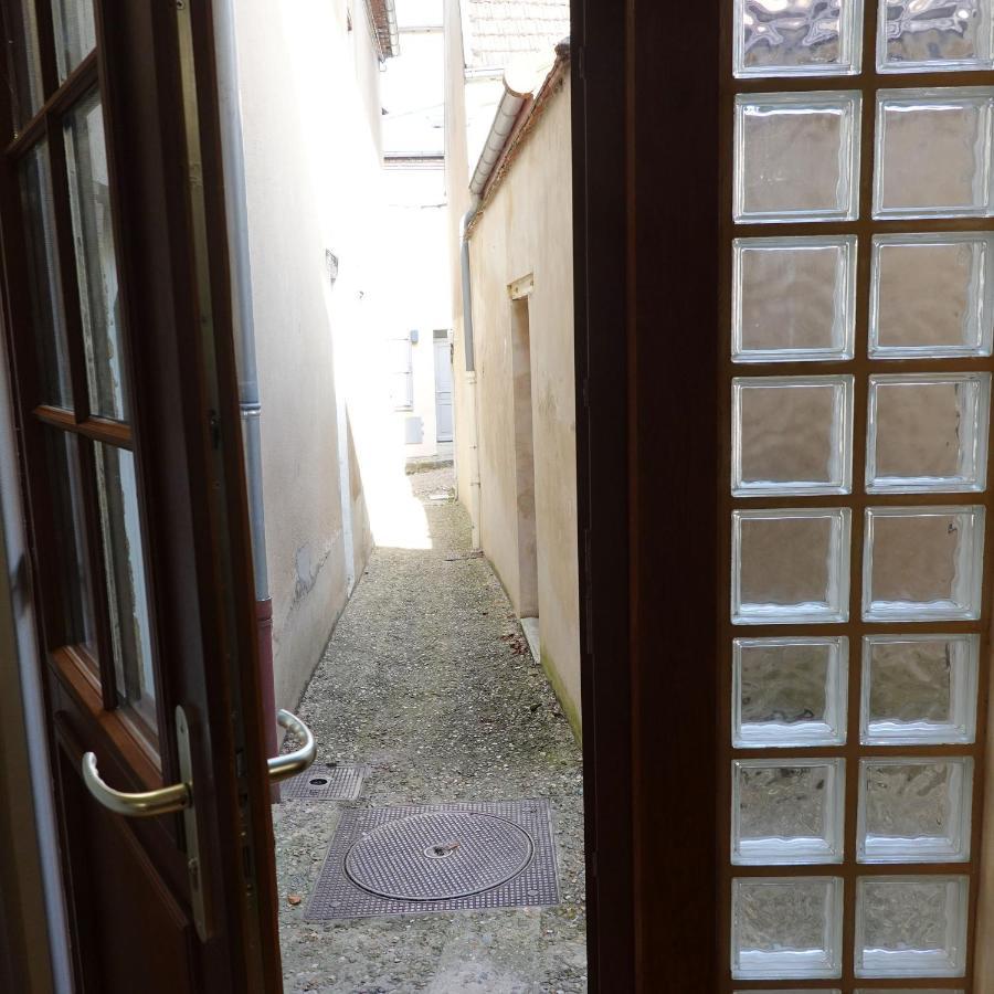 Appart' De La Collegiale Bourbon-Lancy Εξωτερικό φωτογραφία